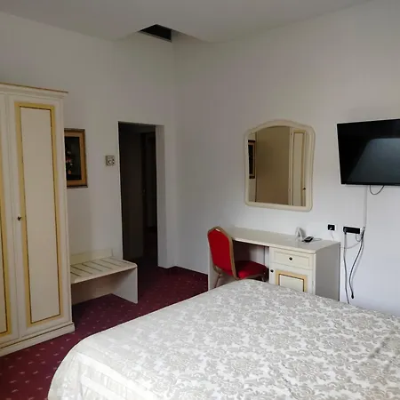 Hotel Centrale 4*