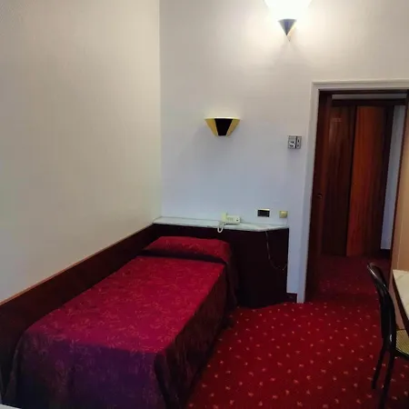Hotel Centrale 4* Piombino