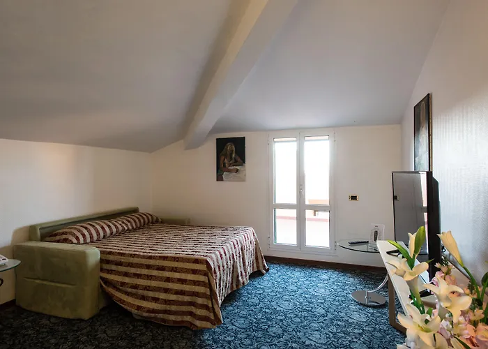 Ξενοδοχείο Hotel Centrale 4*