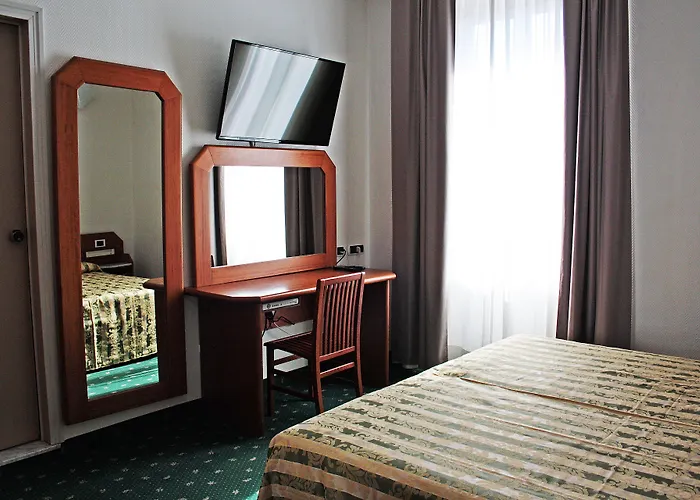 Hotel Centrale Ξενοδοχείο 4*