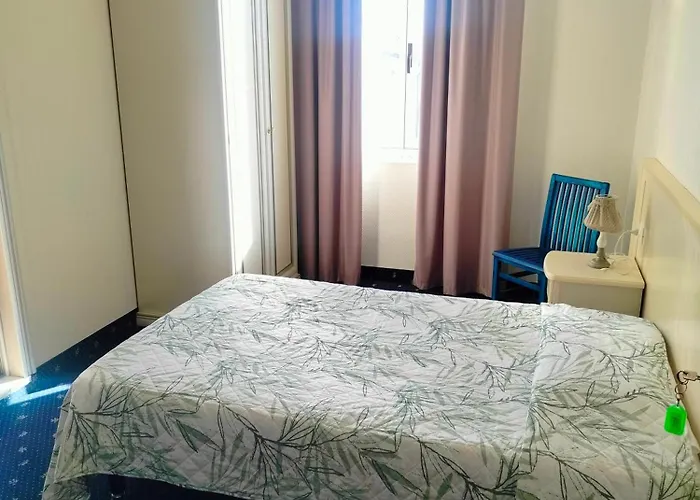 Hotel Centrale Ξενοδοχείο 4*