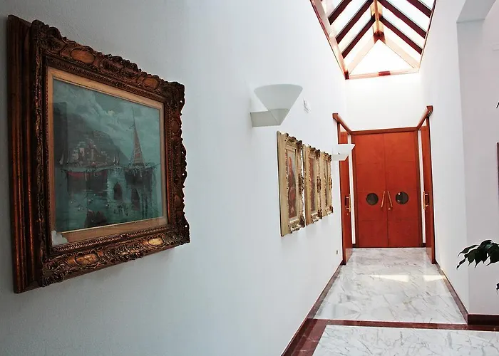 Ξενοδοχείο Hotel Centrale 4*